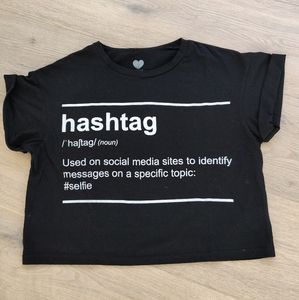 2KUHL - #Hashtag Cropped Graphic Tee